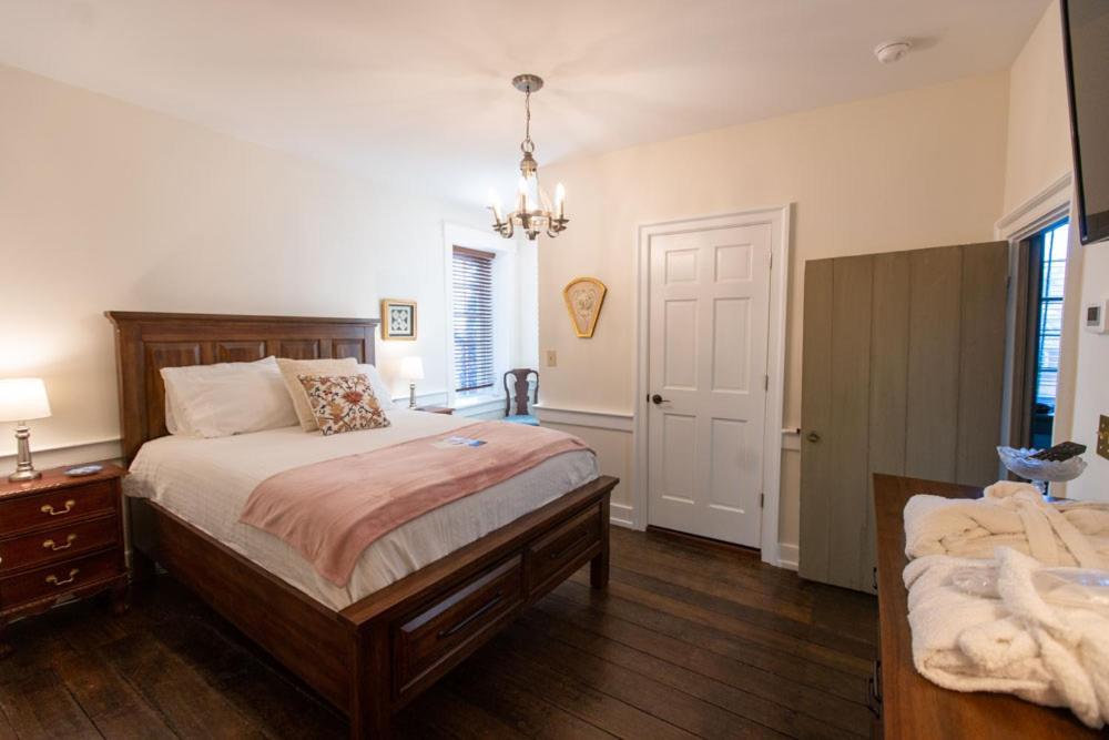 Thomas Rose Inn Lewisburg Zewnętrze zdjęcie